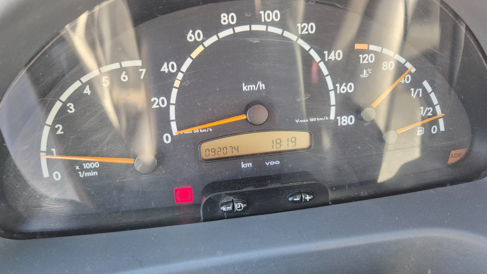 Mercedes-Benz Sprinter 411 САМОСВАЛ* КРАН* 2100кг.* 3.5тона* ШВЕЙЦАРИЯ*  - изображение 8