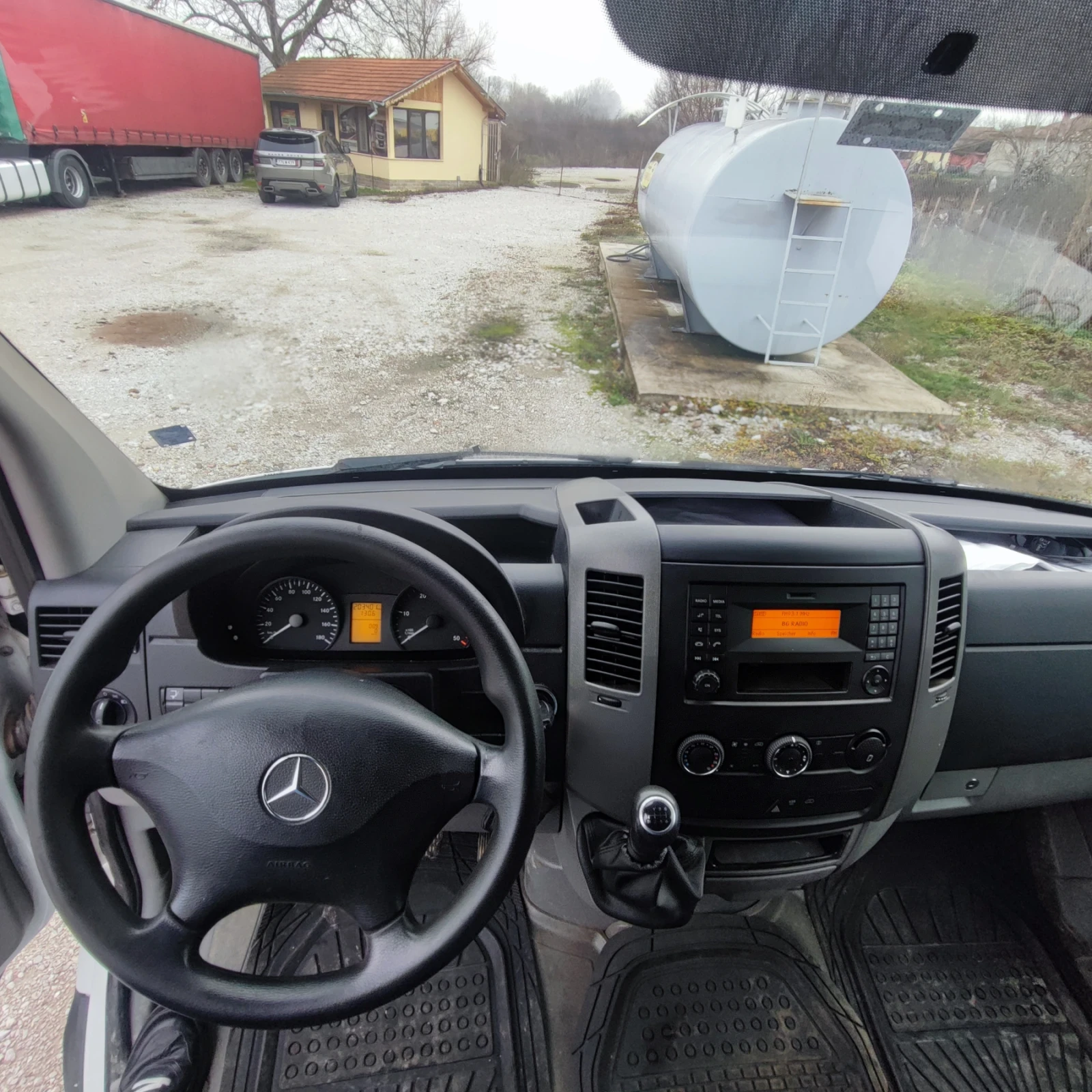 Mercedes-Benz Sprinter ФУРГОН * ПАДАЩ БОРД - изображение 10