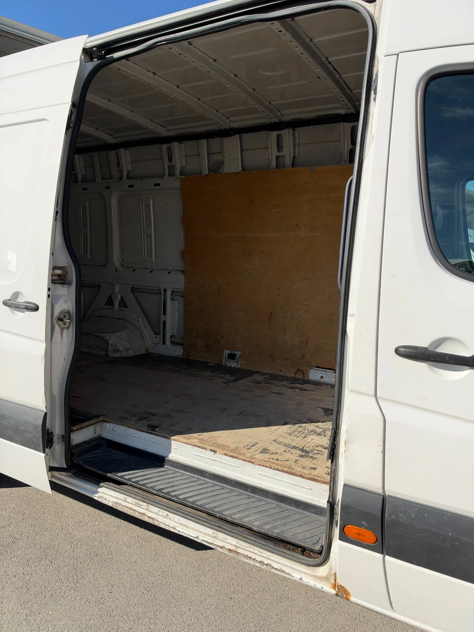 VW Crafter 2.0 TDI ЕВРО 5, снимка 9 - Бусове и автобуси - 56566580