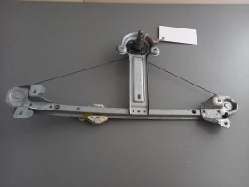 Машинка стъкло ръчна стъклоповдигач задна лява Опел Астра Н хечбек 