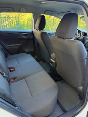 Toyota Auris, снимка 10