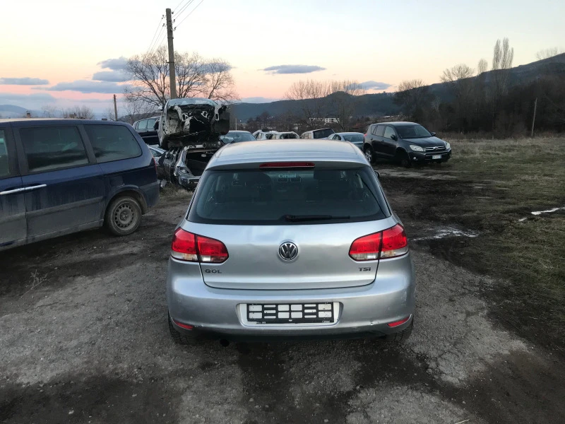 VW Golf 1.2 tsi, снимка 3 - Автомобили и джипове - 47491924