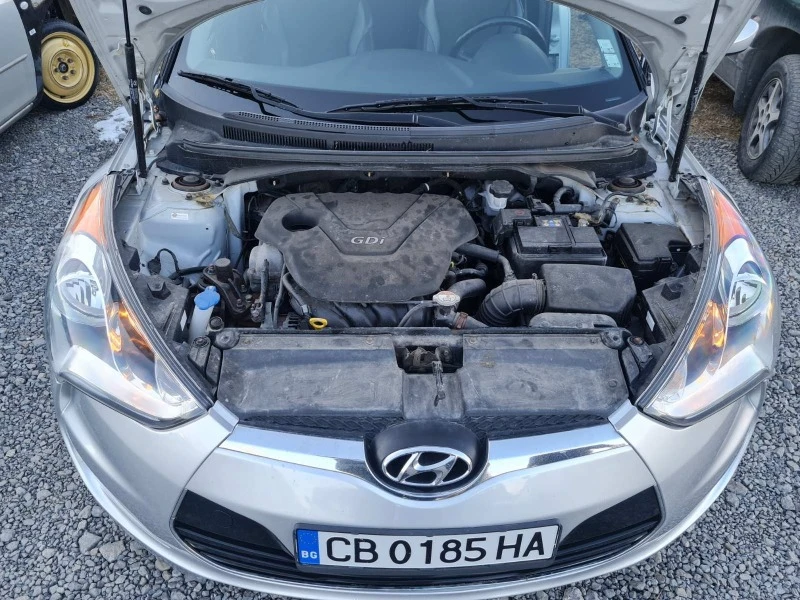 Hyundai Veloster , снимка 16 - Автомобили и джипове - 46879236