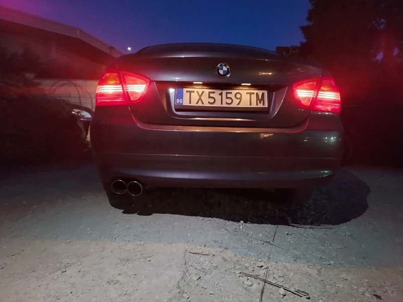 BMW 320, снимка 2 - Автомобили и джипове - 47135470