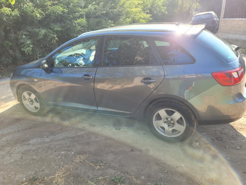 Seat Ibiza 1.6 TDI , снимка 5 - Автомобили и джипове - 47755594