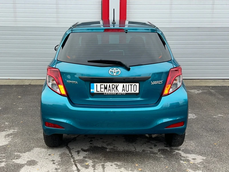 Toyota Yaris 1.0 VVT-I KLIMATIK EVRO 5B 79000KM!!! ЛИЗИНГ!!!, снимка 10 - Автомобили и джипове - 48221041