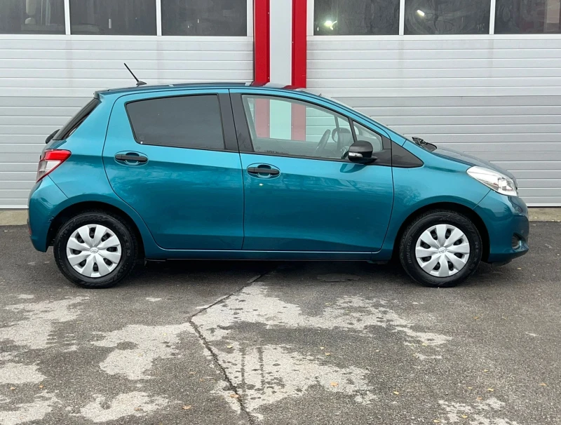 Toyota Yaris 1.0 VVT-I KLIMATIK EVRO 5B 79000KM!!! ЛИЗИНГ!!!, снимка 7 - Автомобили и джипове - 48221041