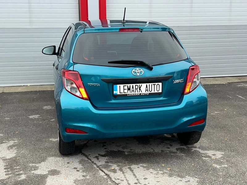 Toyota Yaris 1.0 VVT-I KLIMATIK EVRO 5B 79000KM!!! ЛИЗИНГ!!!, снимка 9 - Автомобили и джипове - 48221041