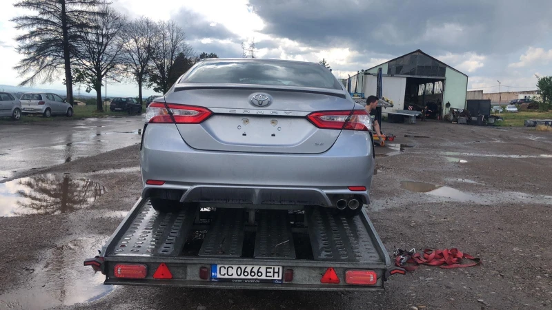 Toyota Camry 2.5, снимка 1 - Автомобили и джипове - 49263198