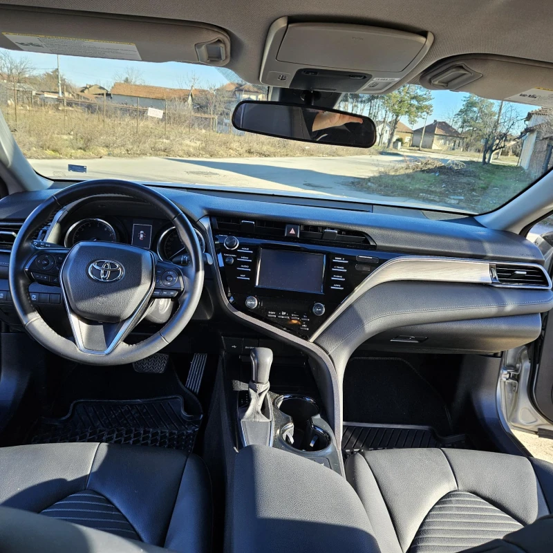 Toyota Camry 2.5, снимка 8 - Автомобили и джипове - 49263198