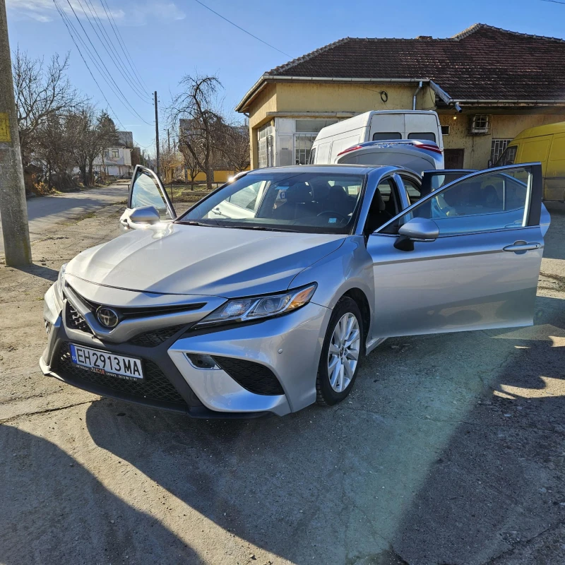 Toyota Camry 2.5, снимка 3 - Автомобили и джипове - 49263198