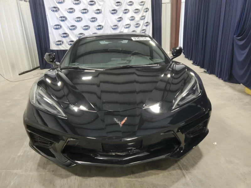 Chevrolet Corvette, снимка 2 - Автомобили и джипове - 49290906