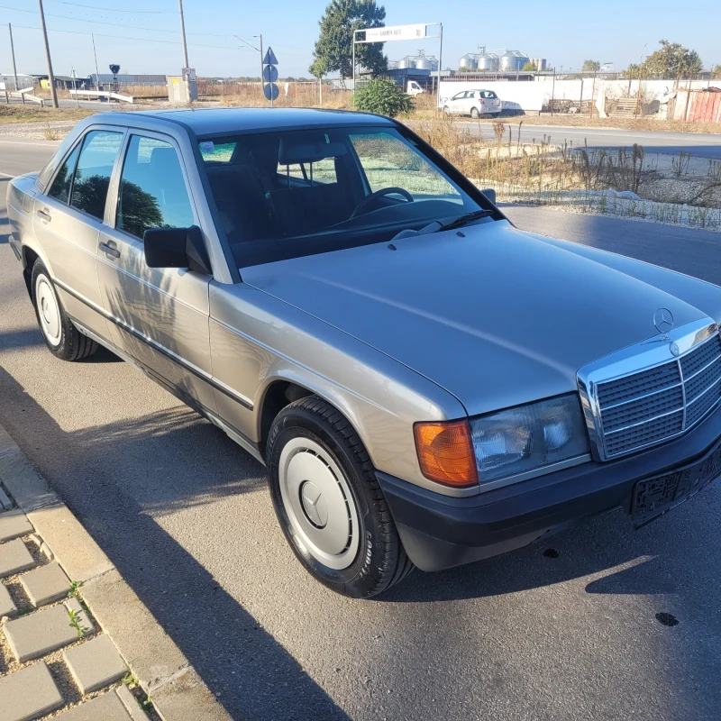 Mercedes-Benz 190 190Е/автоматик, снимка 2 - Автомобили и джипове - 50172051