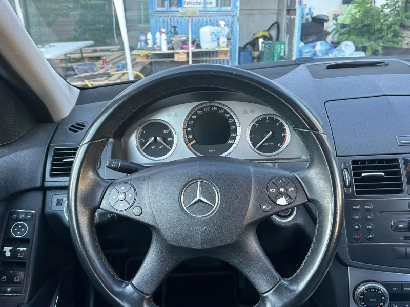 Mercedes-Benz C 220 ОМ646, снимка 9 - Автомобили и джипове - 52483321