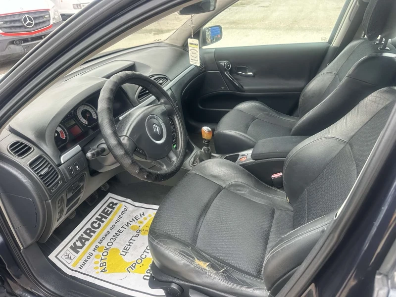 Renault Laguna, снимка 11 - Автомобили и джипове - 51771393