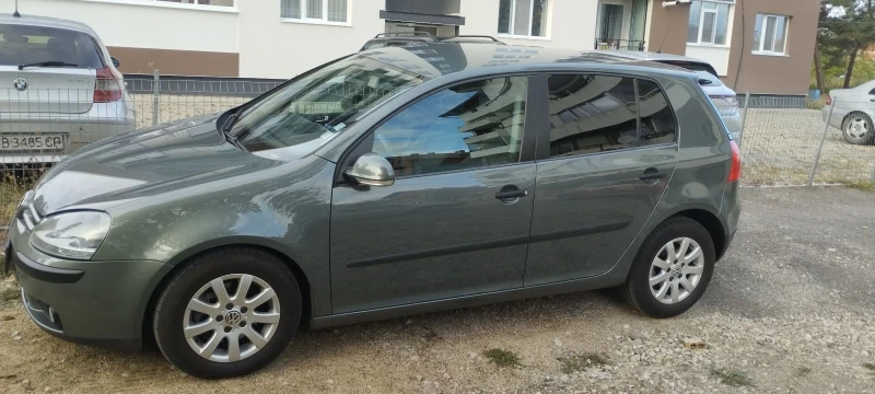 VW Golf 1.6фси 115, снимка 3 - Автомобили и джипове - 52013034