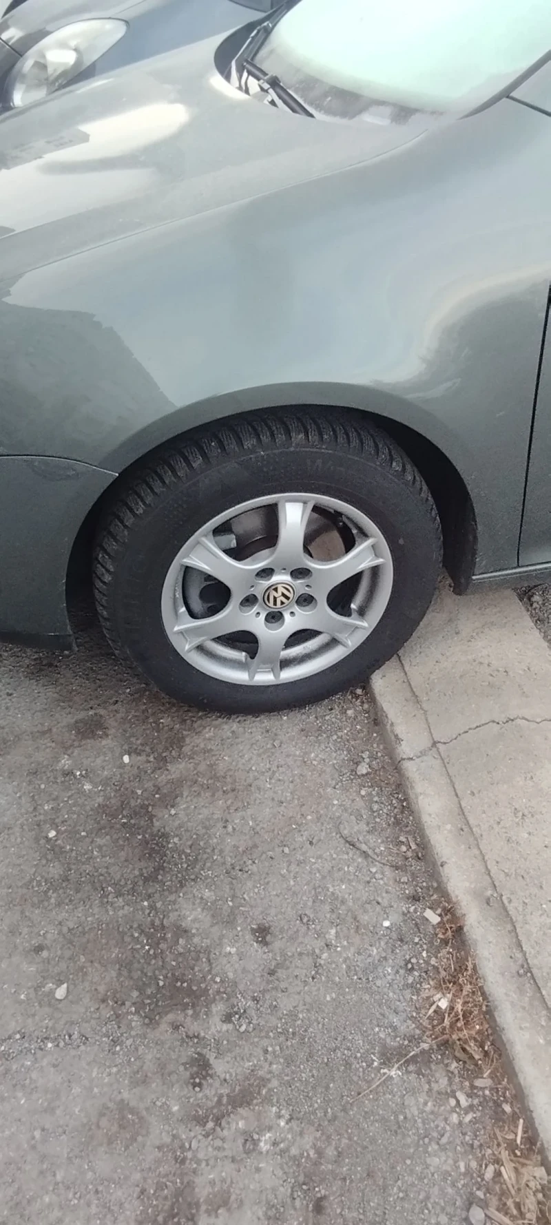 VW Golf 1.6фси 115, снимка 6 - Автомобили и джипове - 52013034