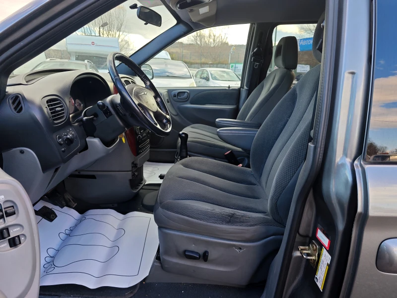 Chrysler Voyager 2, 5 CRD LX, снимка 9 - Автомобили и джипове - 52506575