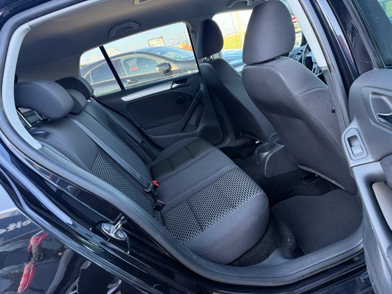 VW Golf TSi, НАВИ, КАМЕРА, ПОДГРЕВ, снимка 13 - Автомобили и джипове - 52774279