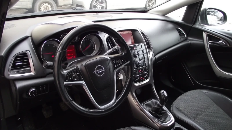 Opel Astra 1.7.d.125.k.c.6.speed.5.100 km., снимка 11 - Автомобили и джипове - 53391645