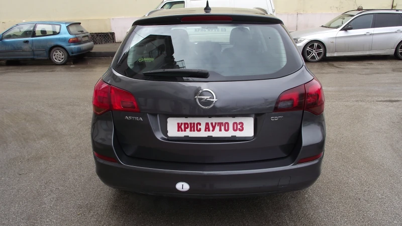 Opel Astra 1.7.d.125.k.c.6.speed.5.100 km., снимка 4 - Автомобили и джипове - 53391645