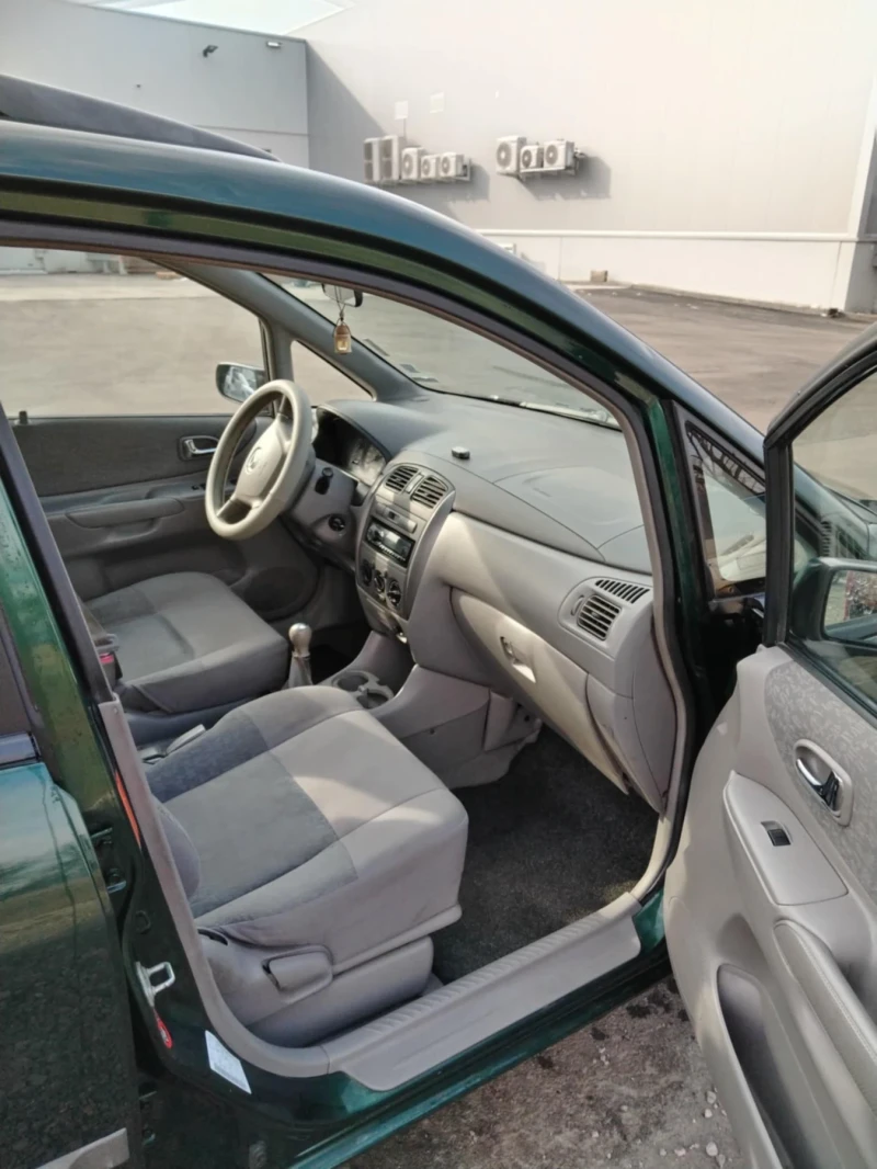 Mazda Premacy 2.0 di td , снимка 11 - Автомобили и джипове - 53424960