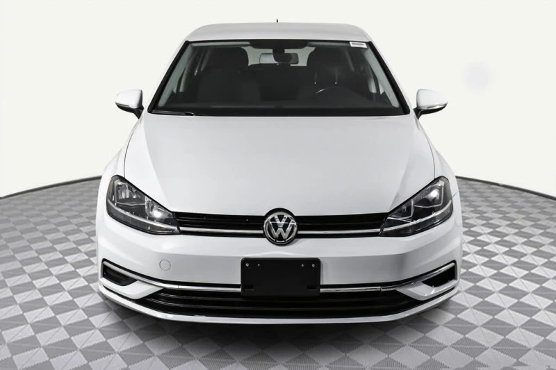 VW Golf 2019 VW Golf * S* HeadUp* АвтоКрeдит* (Цена до БГ) - 28999 лв. - 34406013 1