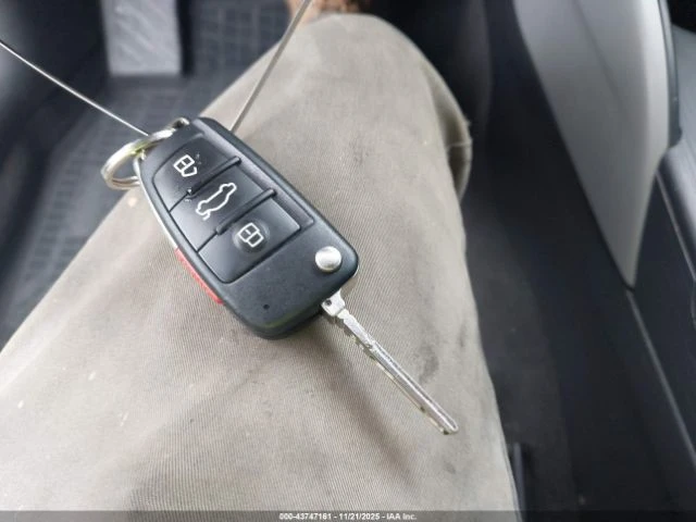 Audi A3 2.0T PREMIUM - изображение 10