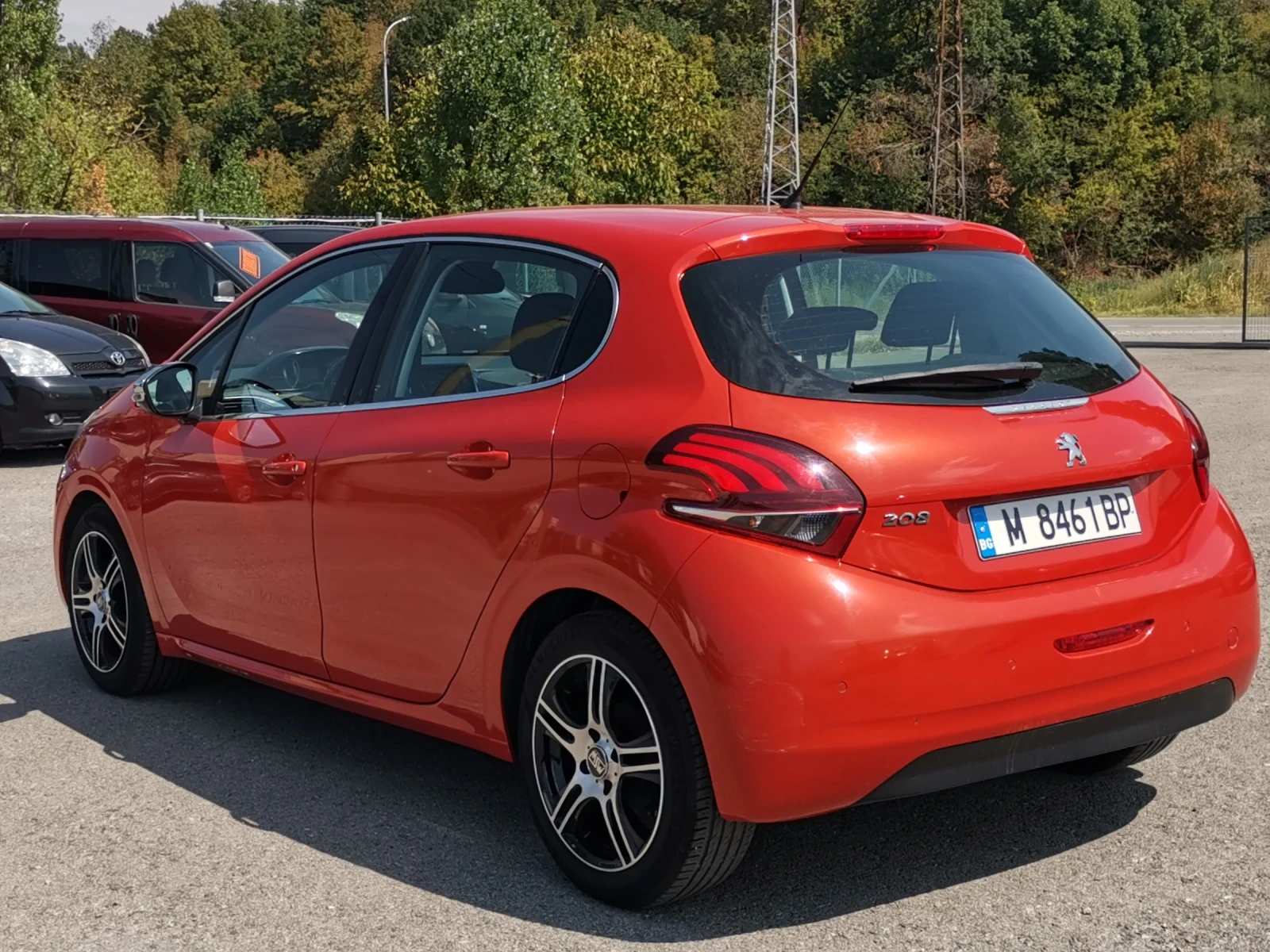 Peugeot 208 1.2i GT-line EURO6 - изображение 3