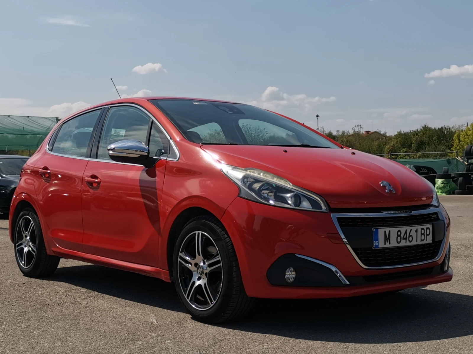 Peugeot 208 1.2i GT-line EURO6 - изображение 7