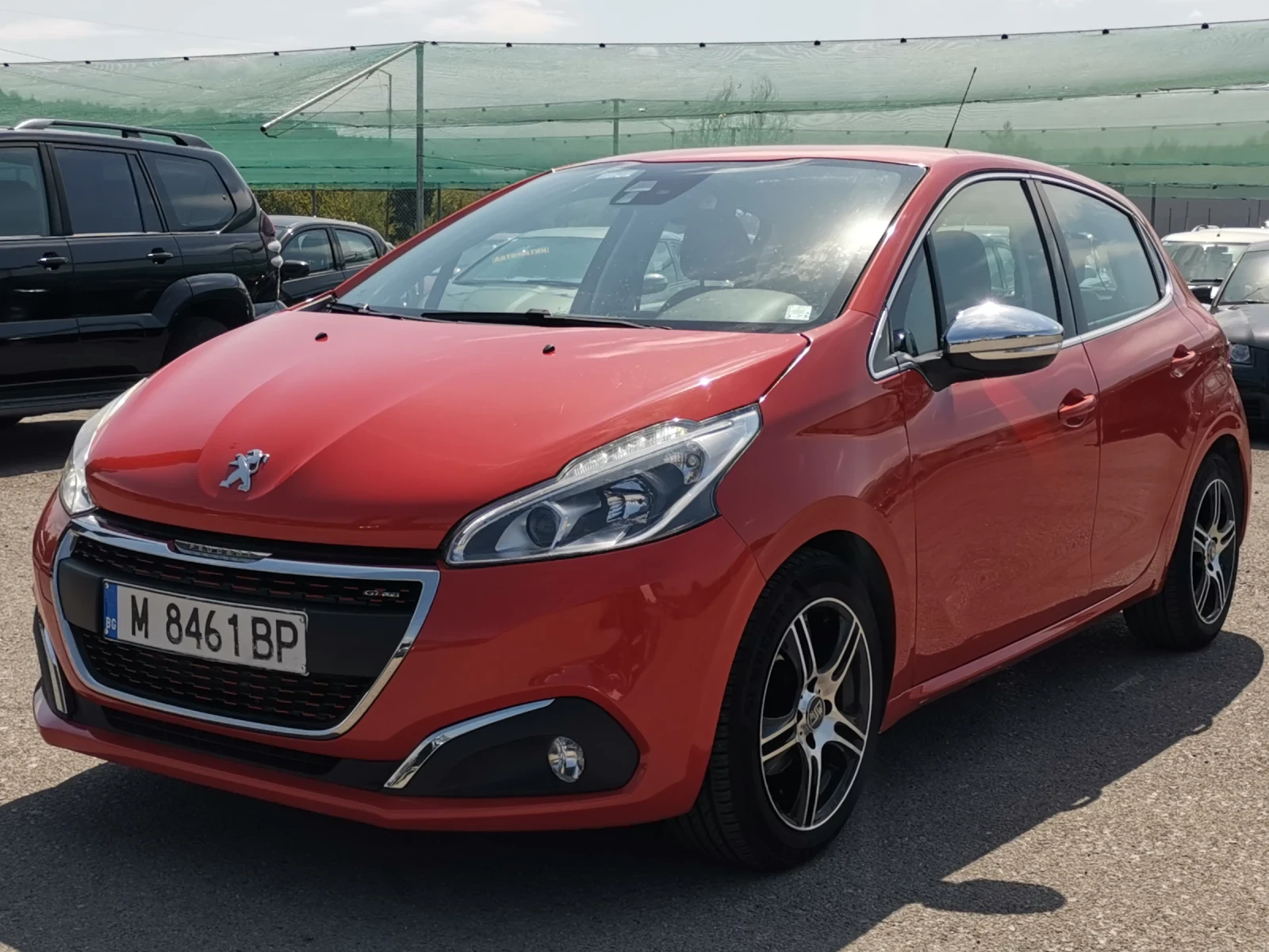 Peugeot 208 1.2i GT-line EURO6 - [1] 