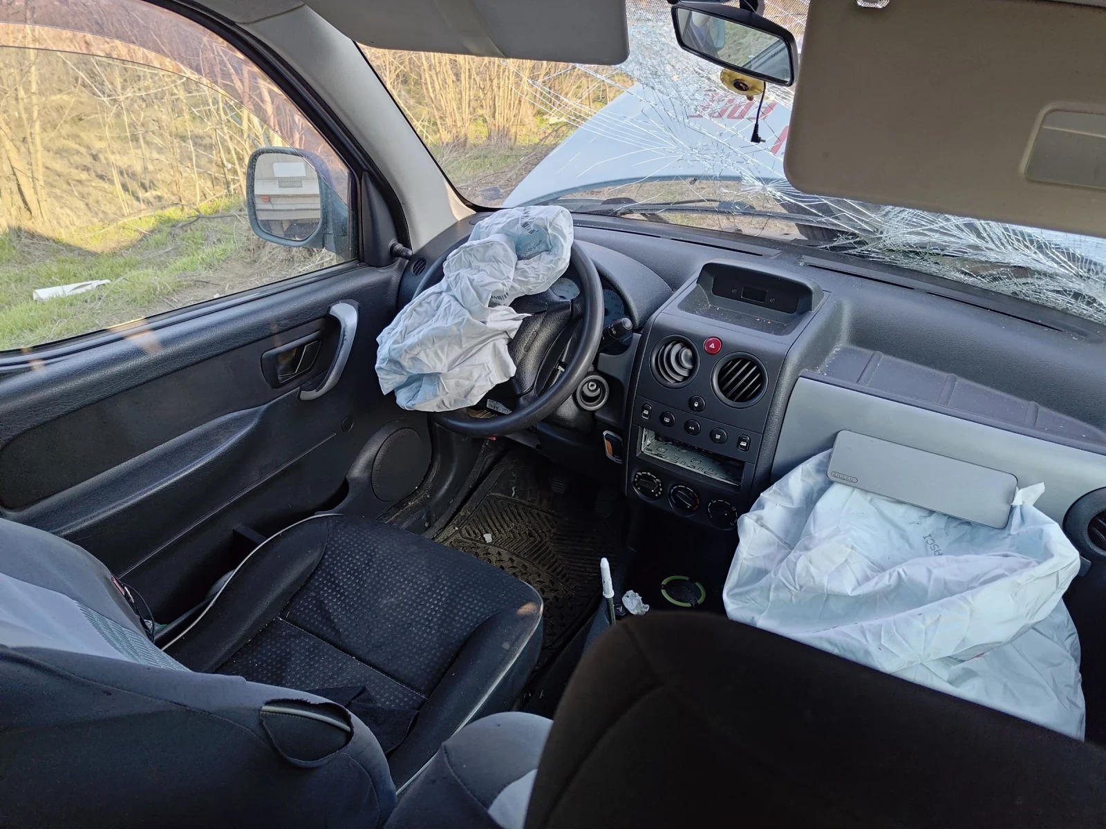 Peugeot Partner 1.6i - изображение 3