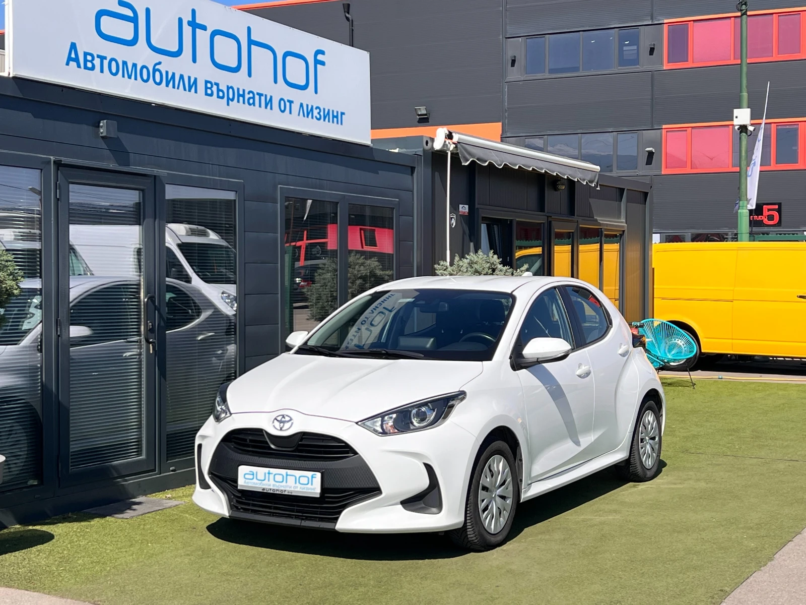 Toyota Yaris BUSINESS/1.5vvt-i/121k.c./6MT/ГАРАНЦИЯ | Mobile.bg — изображение 1