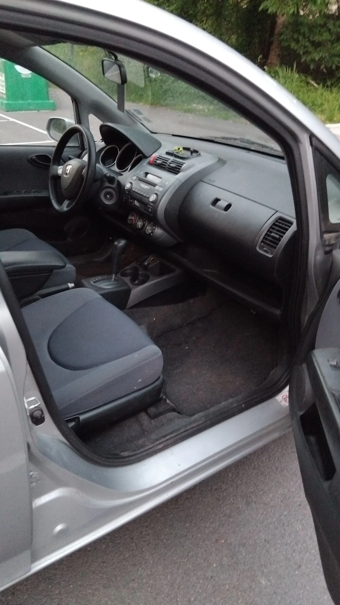 Honda Jazz 1.4 автоматик ГАЗ РАБОТЕЩ КЛИМАТИК  - изображение 10