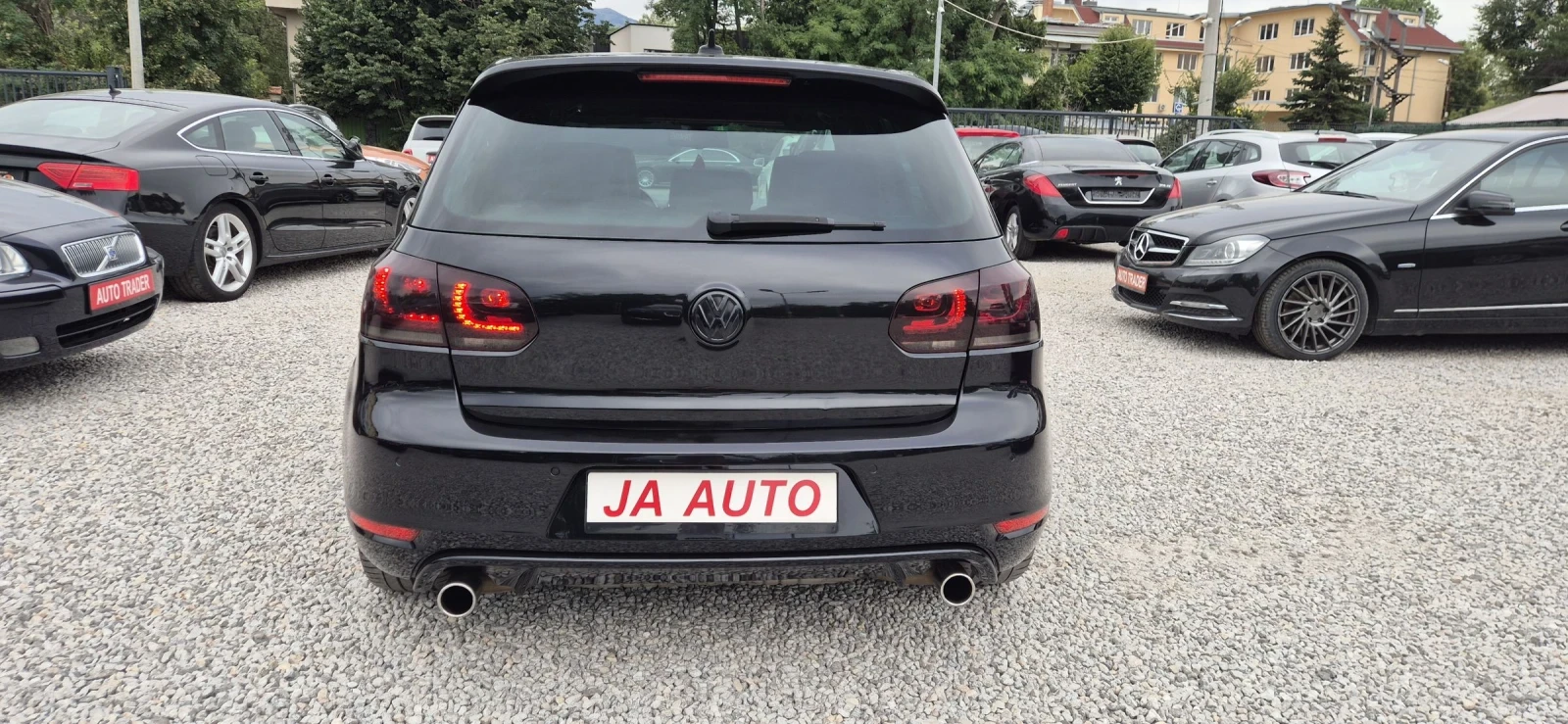 VW Golf 2.0-211кс.GTI - изображение 7