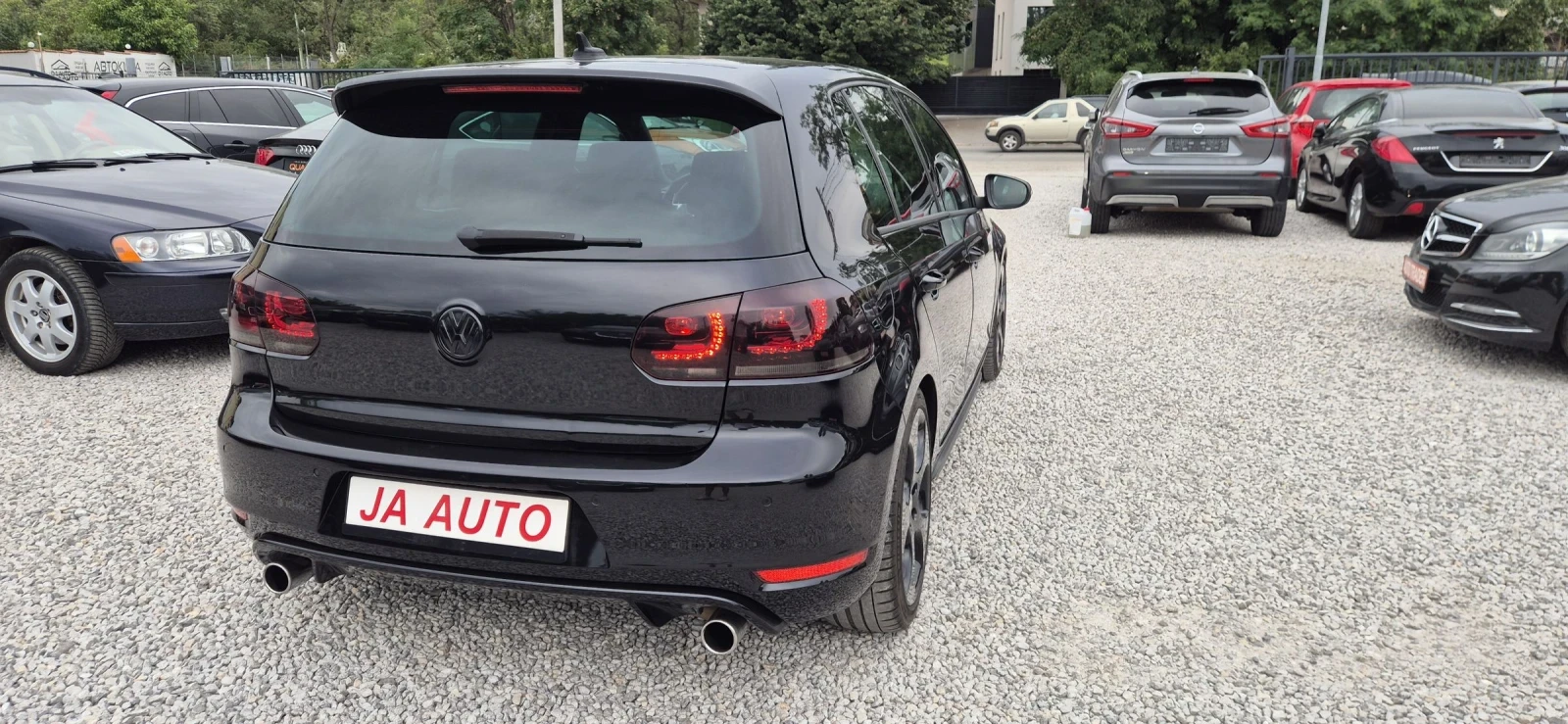 VW Golf 2.0-211кс.GTI - изображение 6