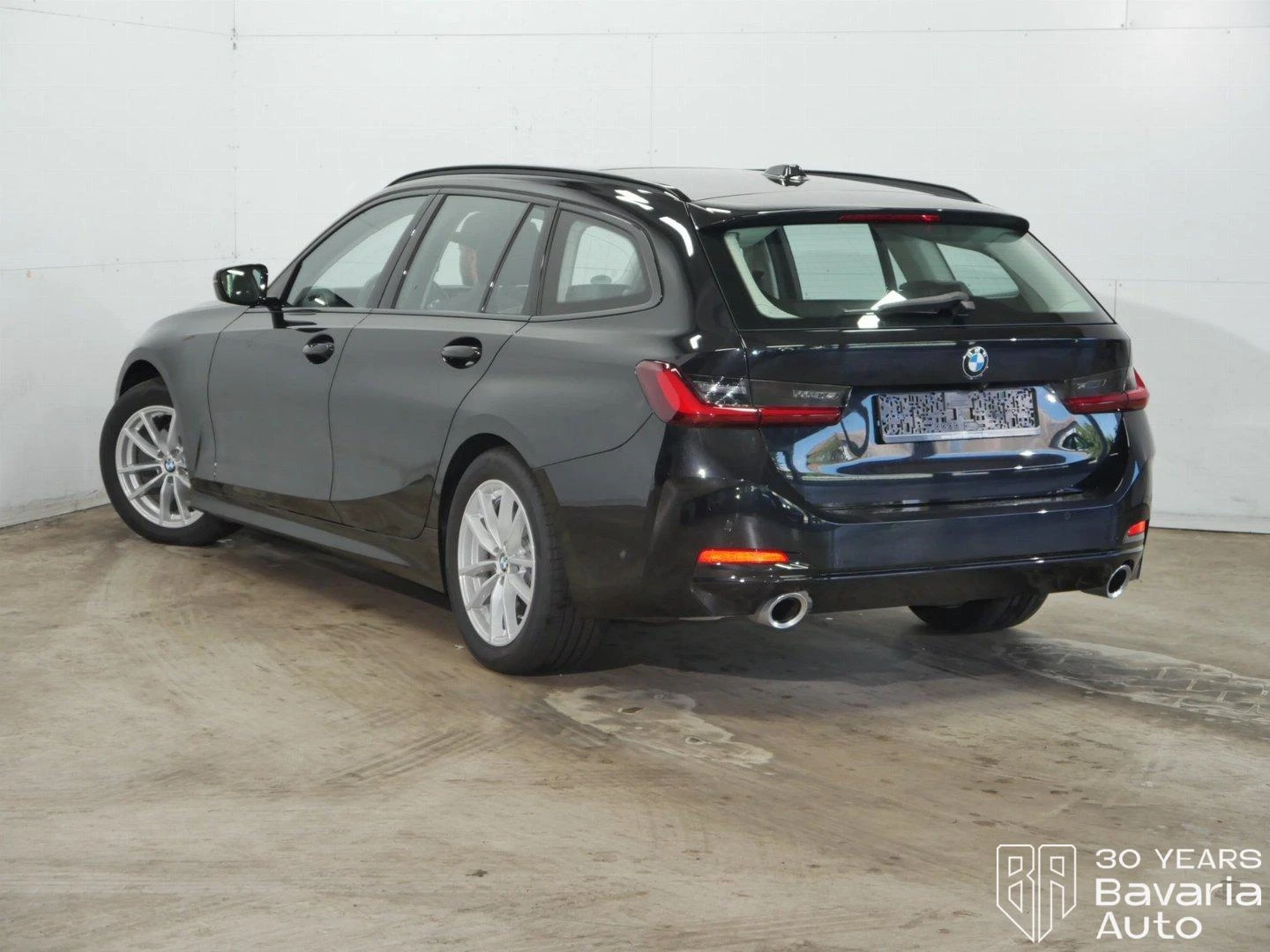 BMW 320 d Touring Steptronic - изображение 2