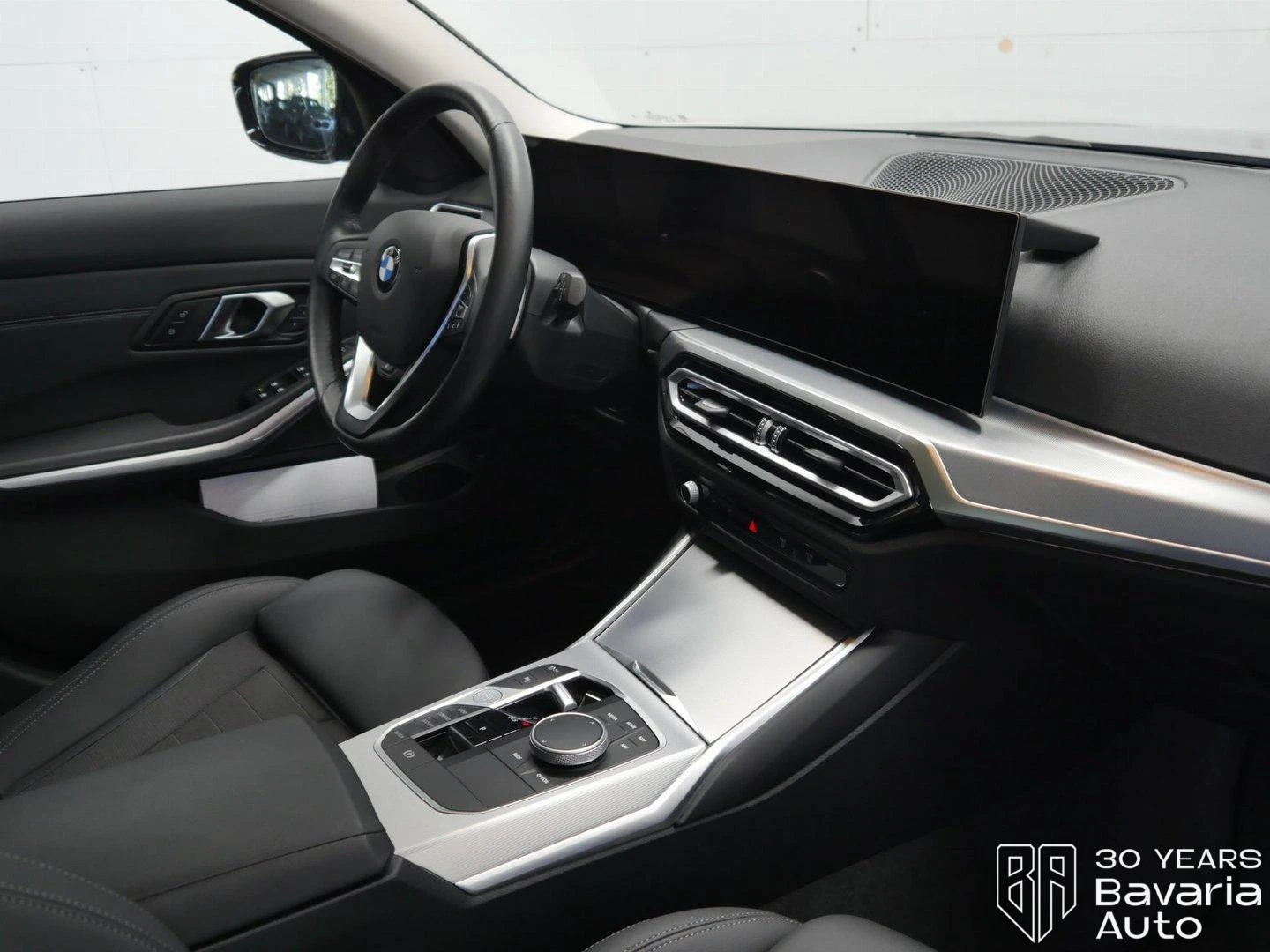 BMW 320 d Touring Steptronic - изображение 6