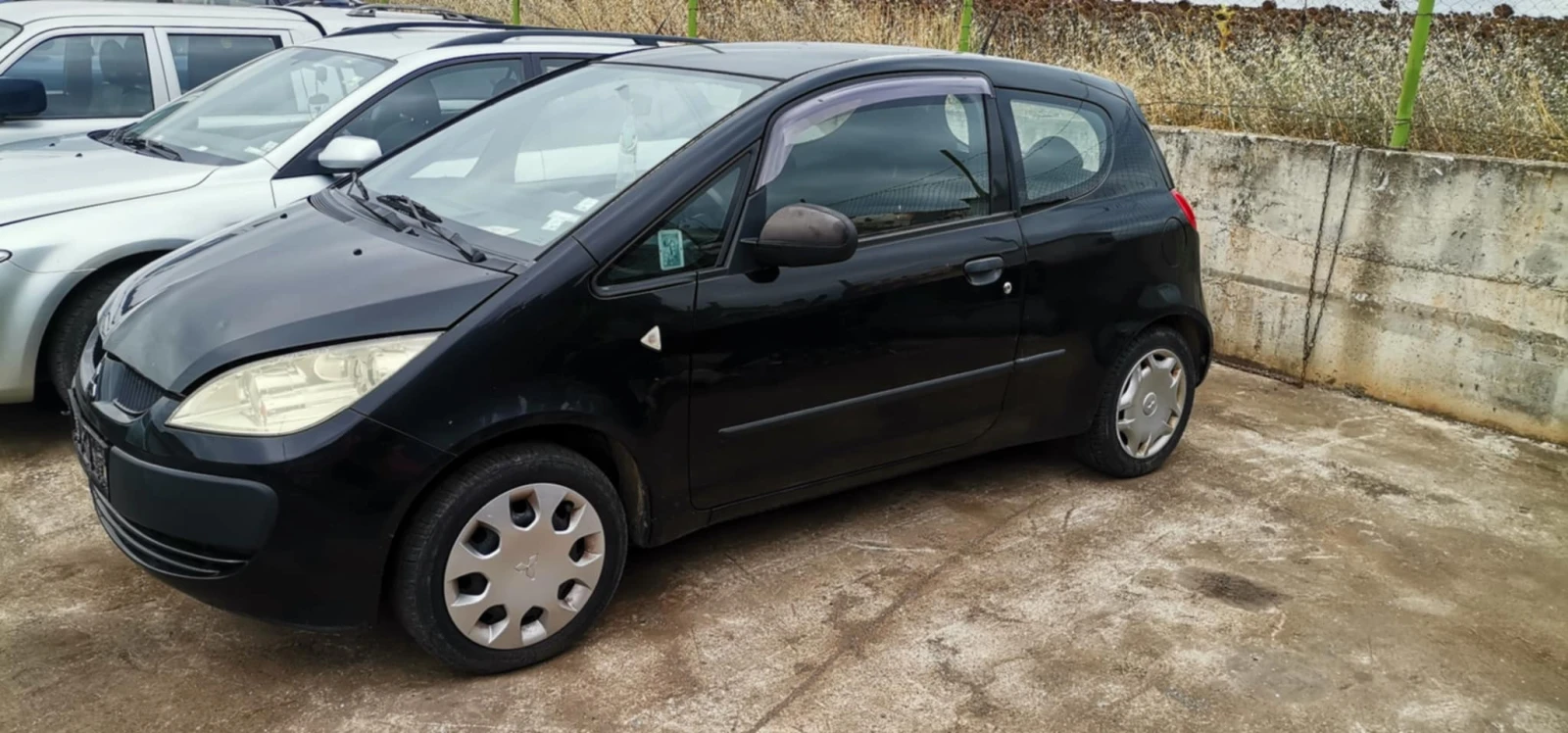 Mitsubishi Colt 1.5 - изображение 3
