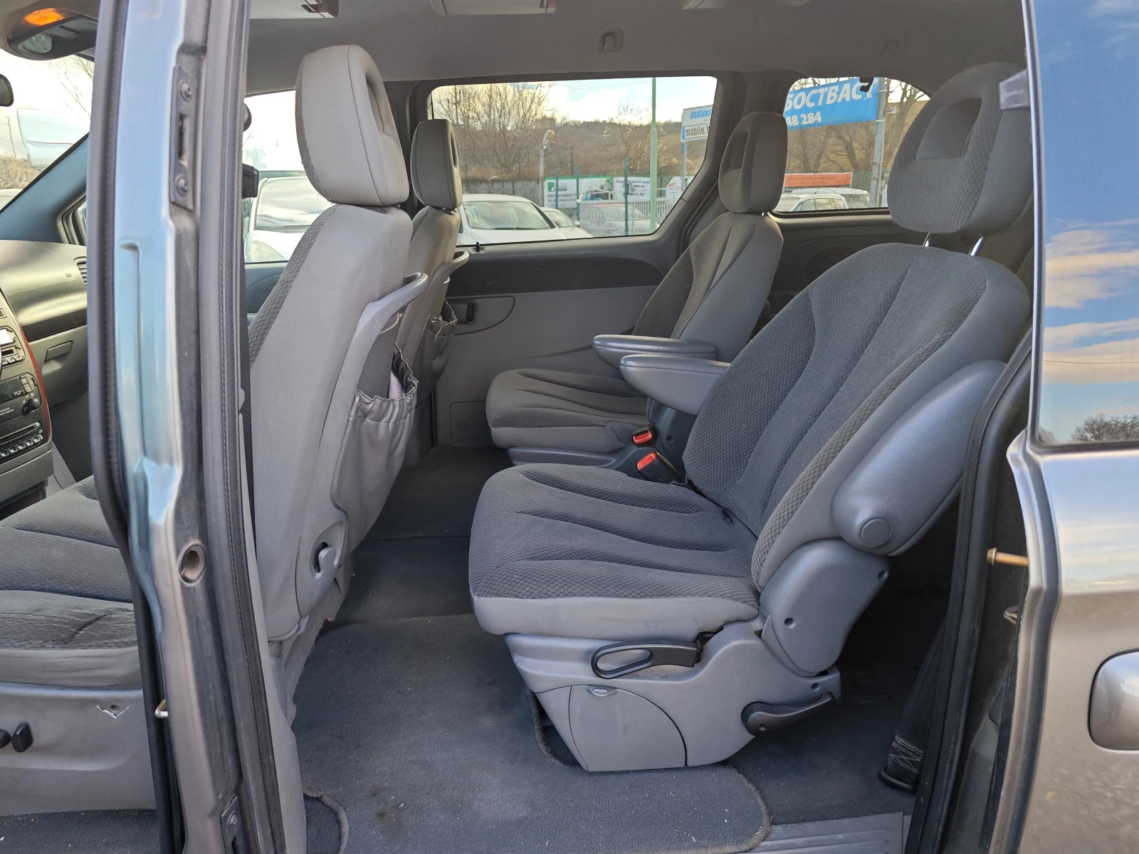 Chrysler Voyager 2, 5 CRD LX - изображение 10