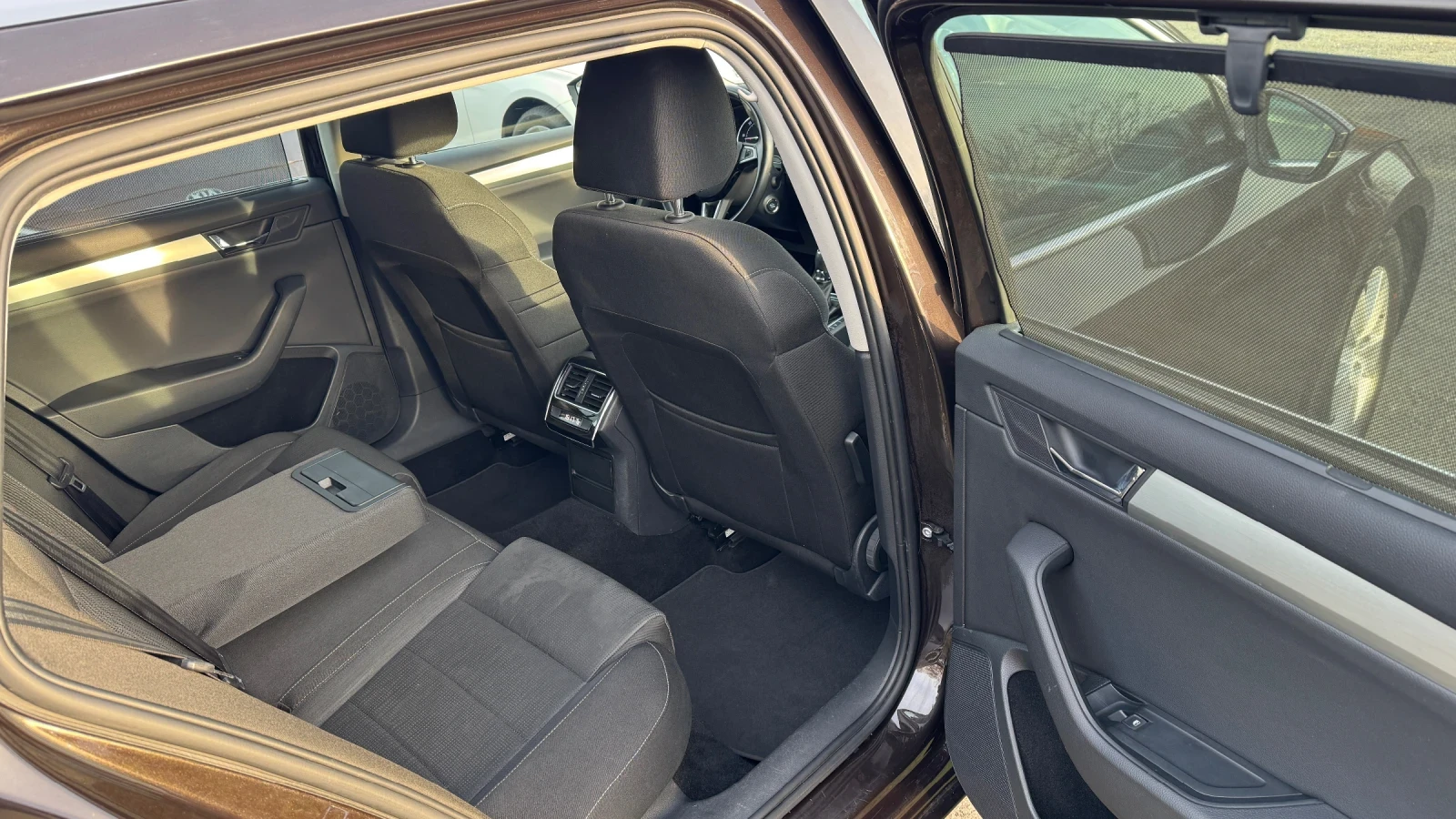 Skoda Superb 2.0TDI 190�.�. 4�4 ��������� | Mobile.bg � ����������� 14