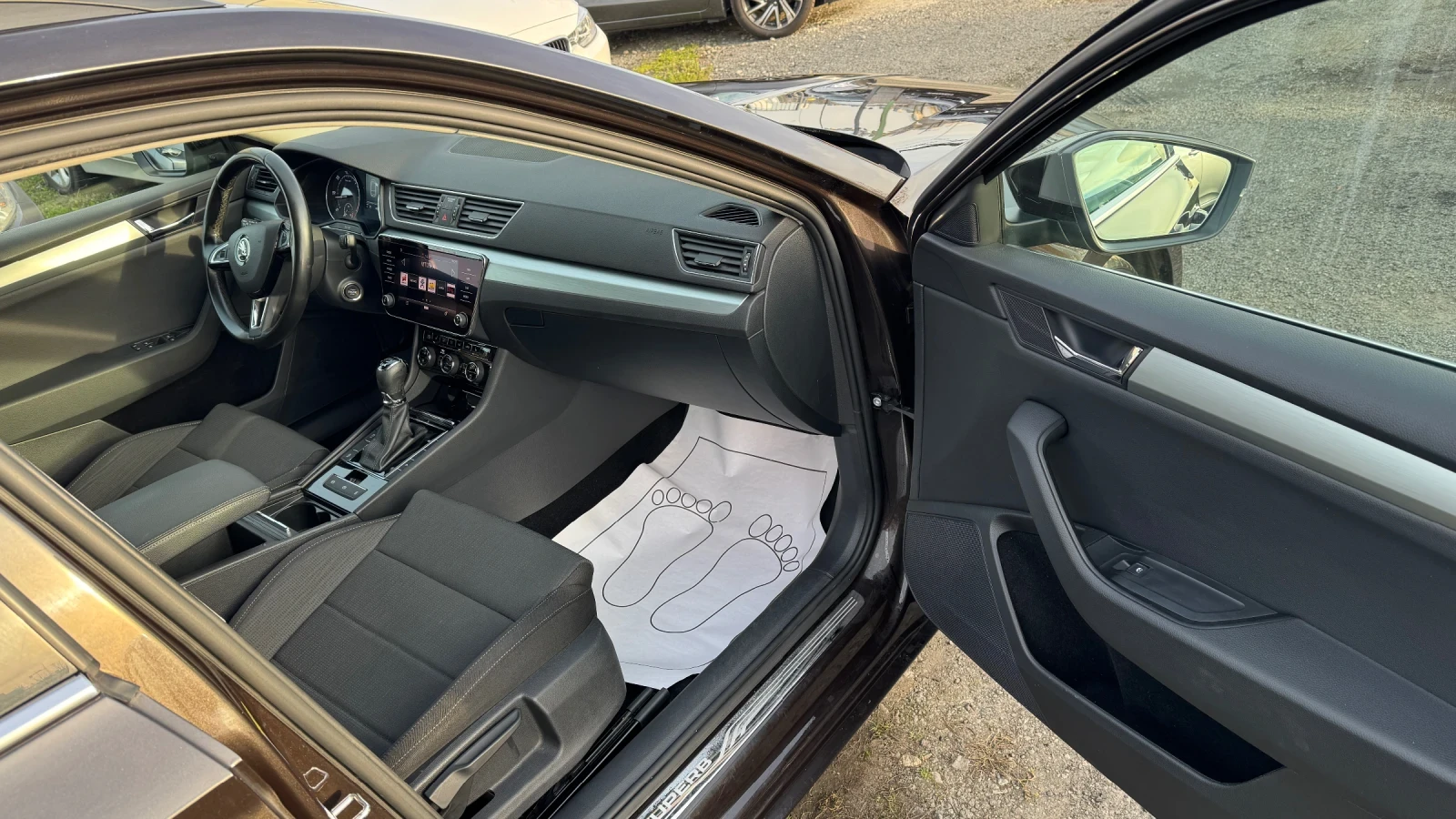 Skoda Superb 2.0TDI 190�.�. 4�4 ��������� | Mobile.bg � ����������� 15