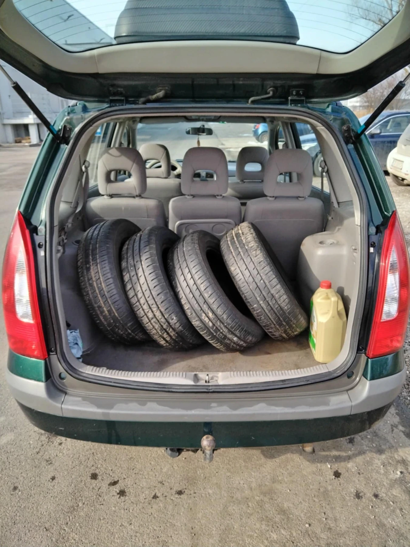 Mazda Premacy 2.0 di td  - изображение 9