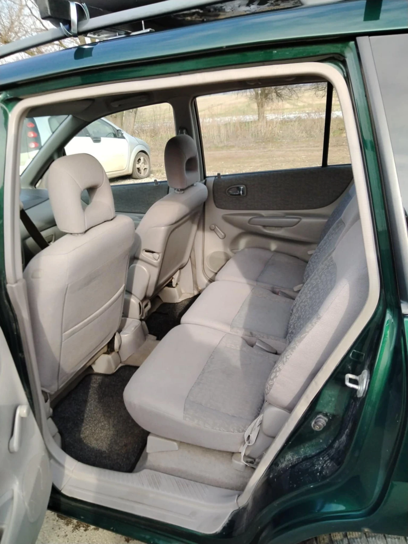 Mazda Premacy 2.0 di td  - изображение 8