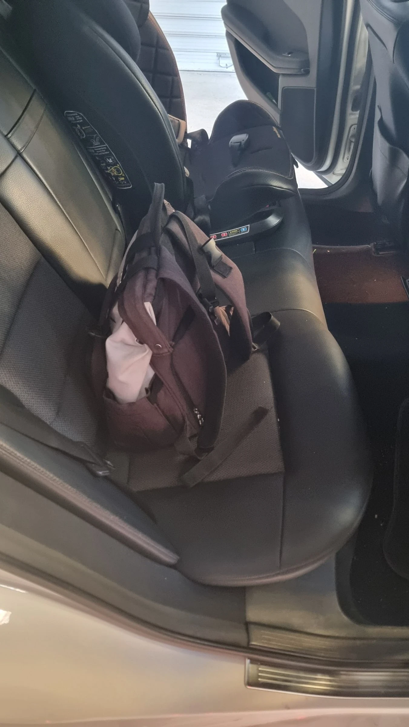 Mercedes-Benz E 220 | Mobile.bg � ����������� 10