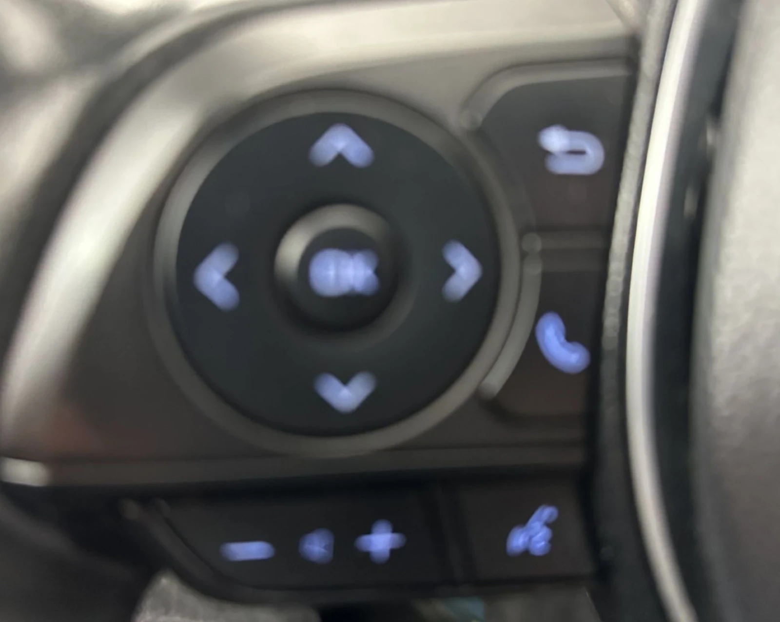 Toyota Corolla 1.8 GR SPORT.HYBRID.KAMERA.LED.NAVI, снимка 10 - Автомобили и джипове - 53830639