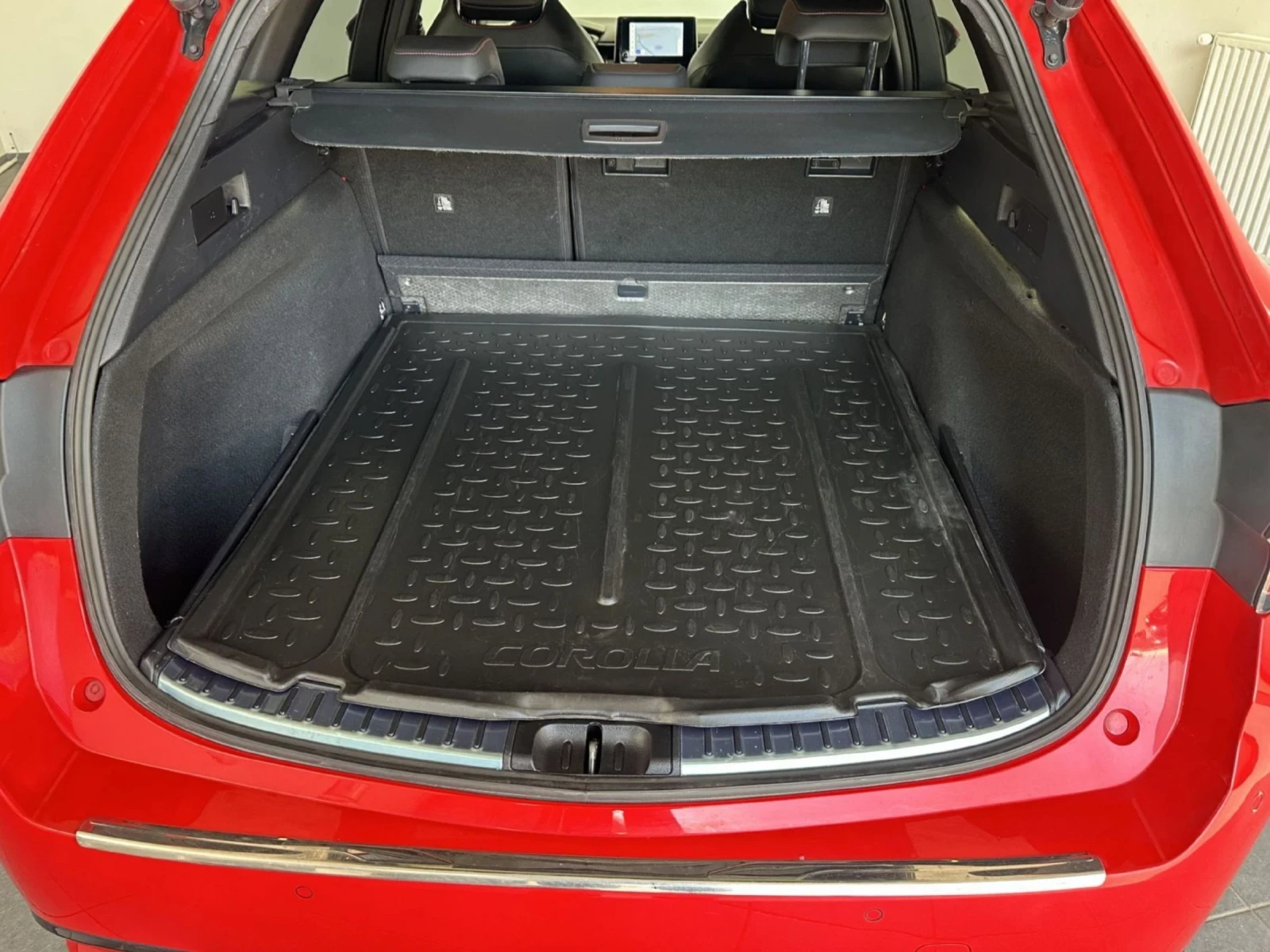 Toyota Corolla 1.8 GR SPORT.HYBRID.KAMERA.LED.NAVI, снимка 6 - Автомобили и джипове - 53830639