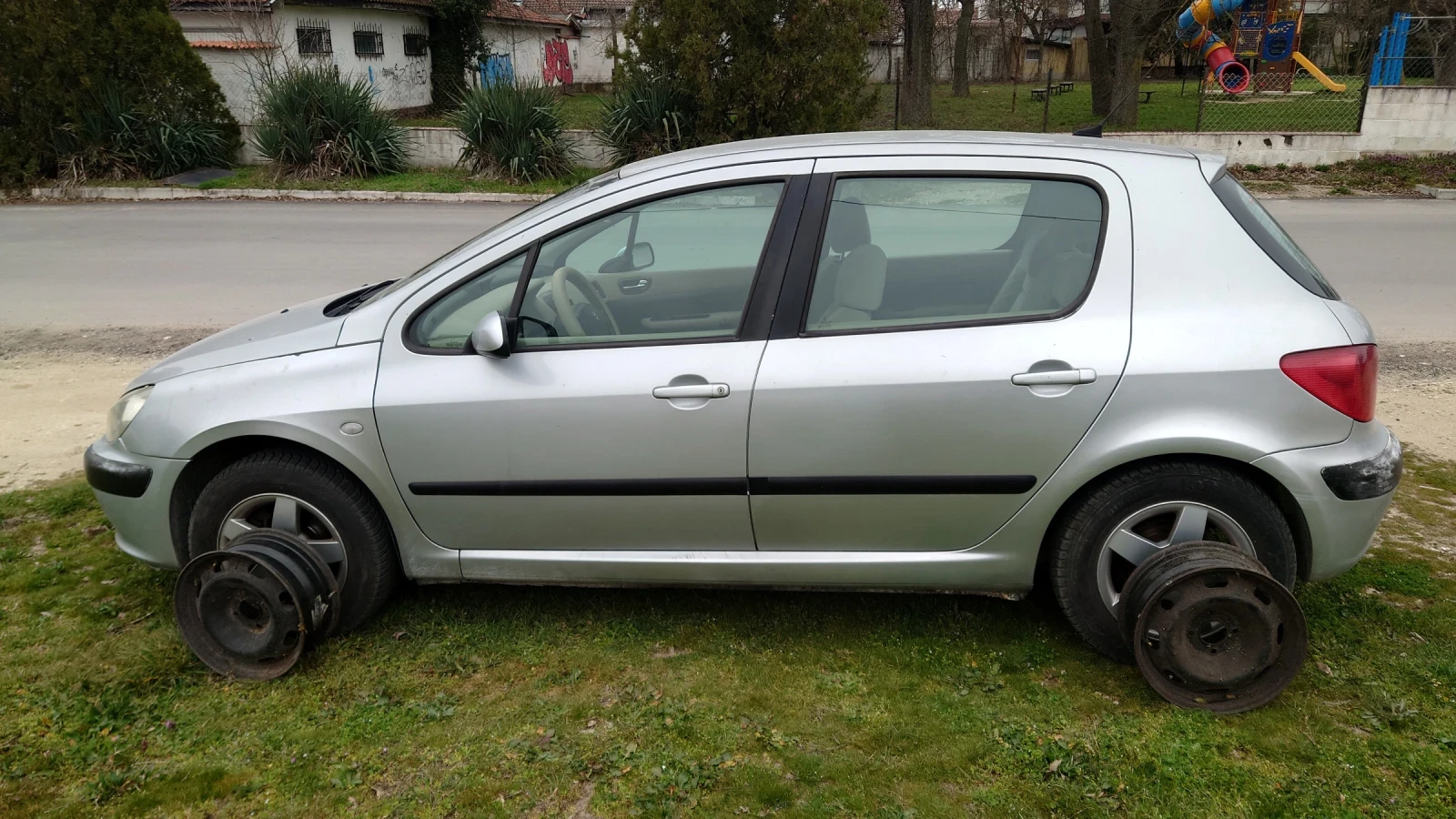 Peugeot 307, снимка 4 - Автомобили и джипове - 54000269