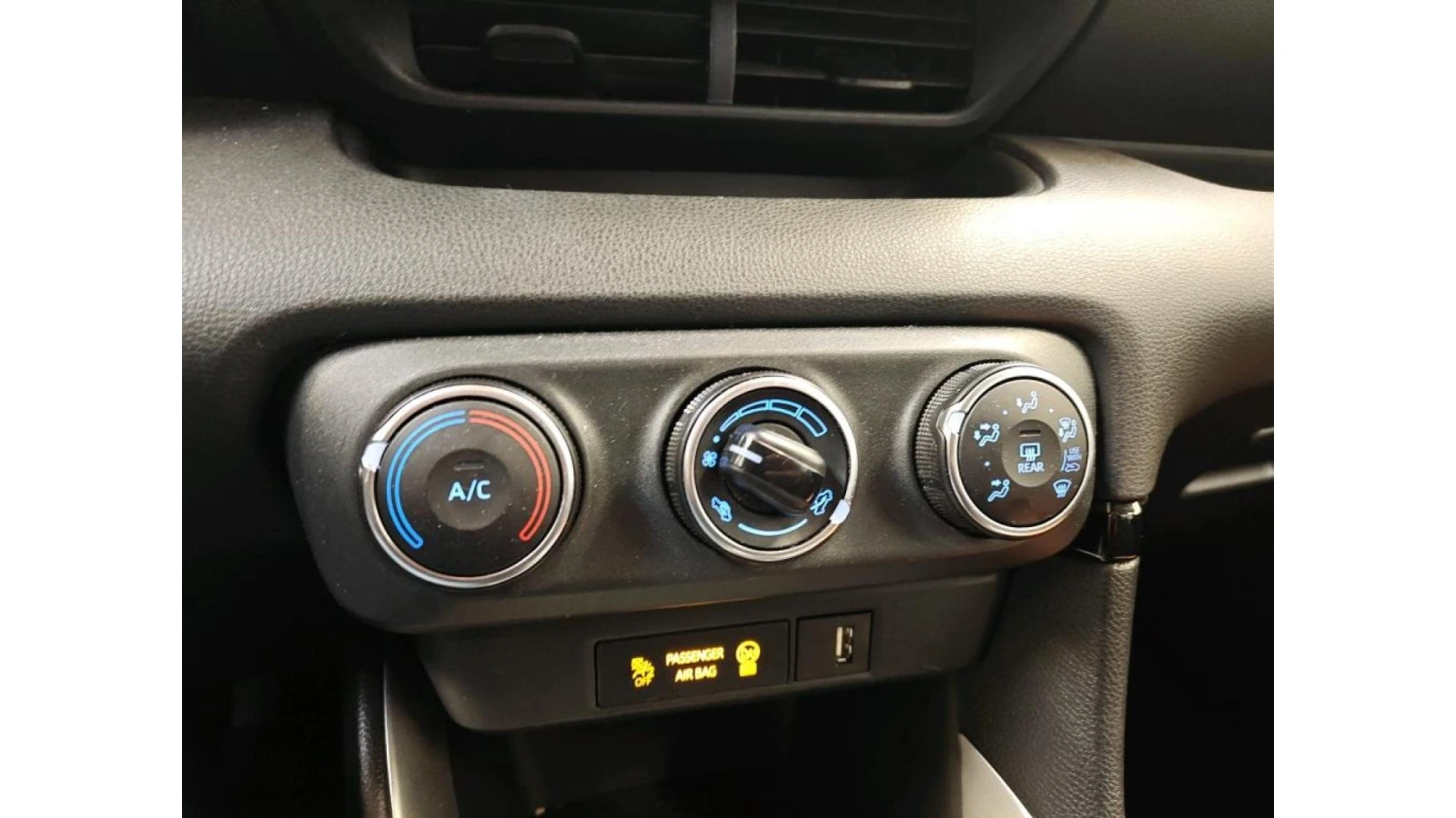 Toyota Yaris 1.5 VVT-i Active  | Mobile.bg � ����������� 13