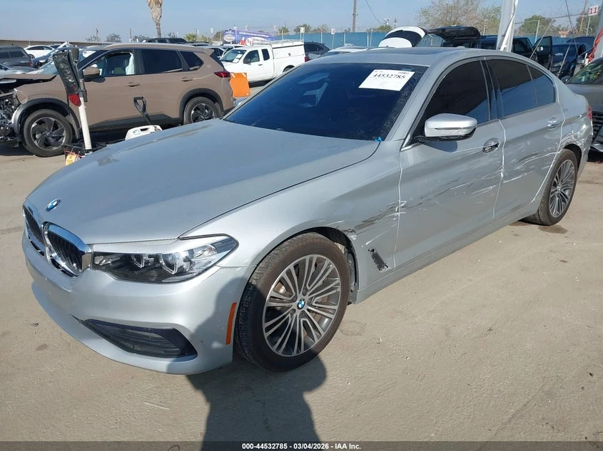 BMW 530 2.0l I, снимка 2 - Автомобили и джипове - 54389578